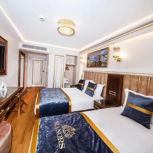 4* Hotel Manors