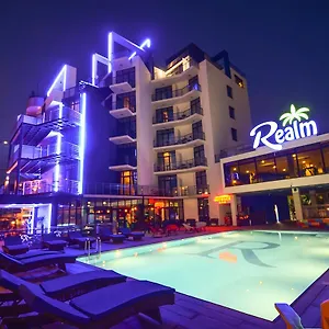 Palm 4*, باتومي جورجيا